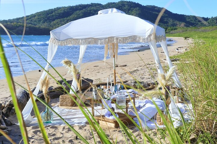 Experience a luxurious and unique Beach Picnic near Tamarindo - Photo 1 of 13